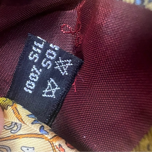 *2/$60* Salvatore Ferragamo Yellow Horse and Farm Silk Tie - Picture 7 of 12